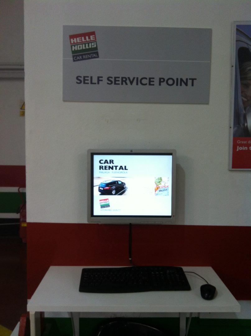 Punto de autoservicio. Checkin online aeropuerto de Málaga