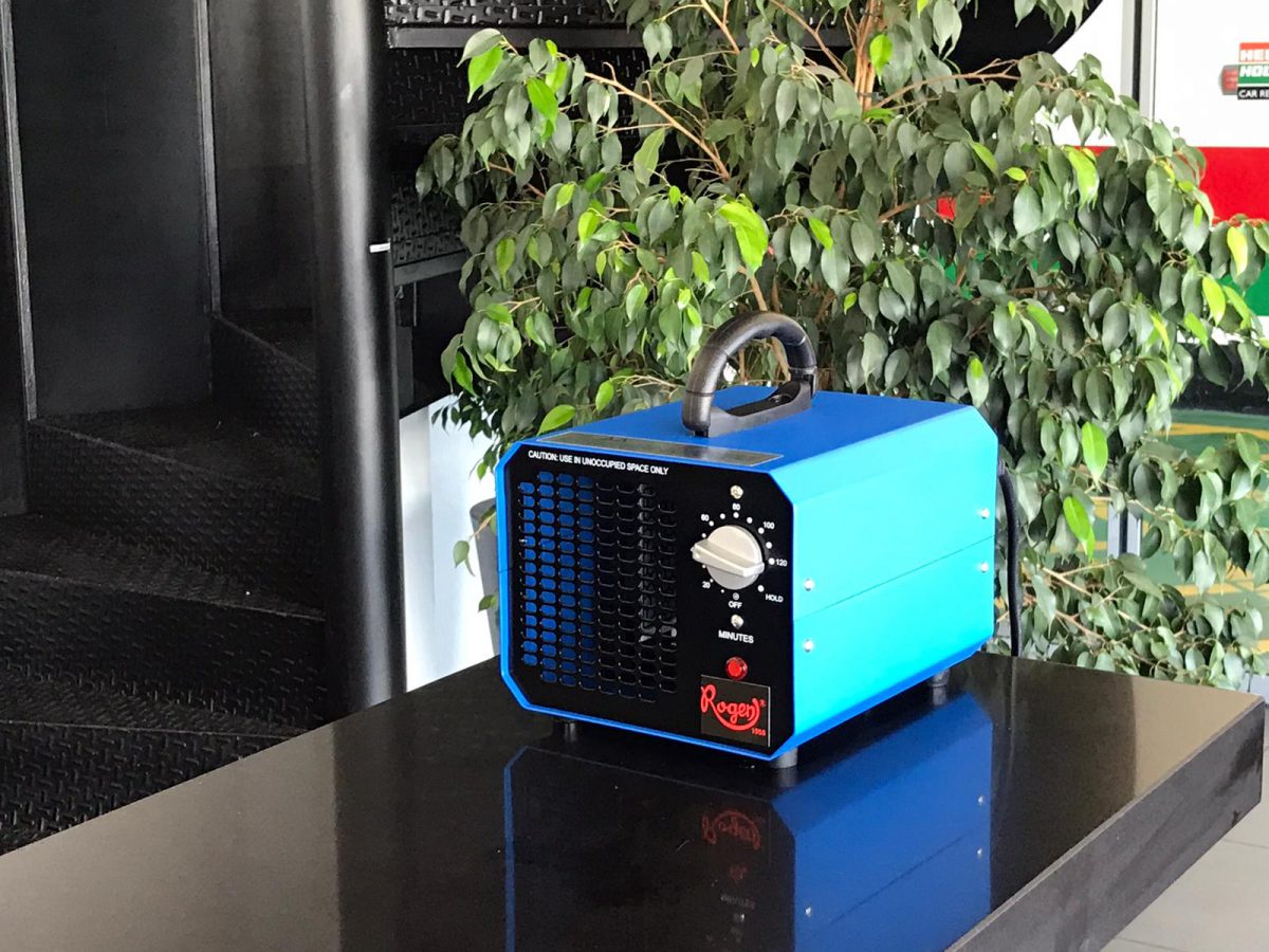 Ozone generator